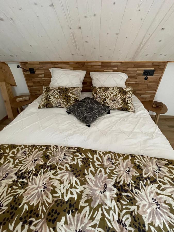 Chambres D'Hotes Les Chambres D'Elsa Албие-Монрон Екстериор снимка